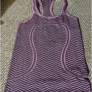 Lululemon tops